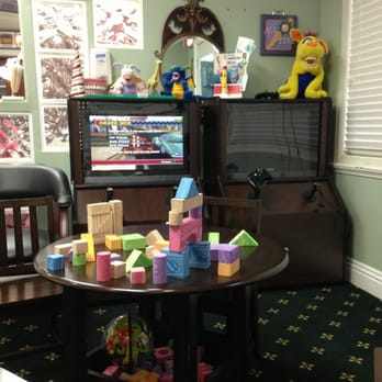 Eduardo Correa, DDS - Play area inside - Orthodontists Near Me - Orange, California