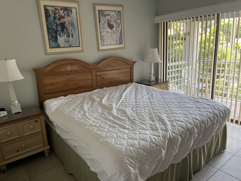 UMBRELLA BEACH RESORT Updated September 2024 3805 Gulf Dr, Holmes