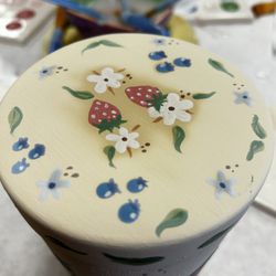 Color Me Mine - $28