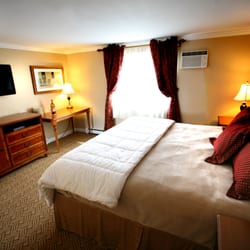 Inn at Swan River - King Suite