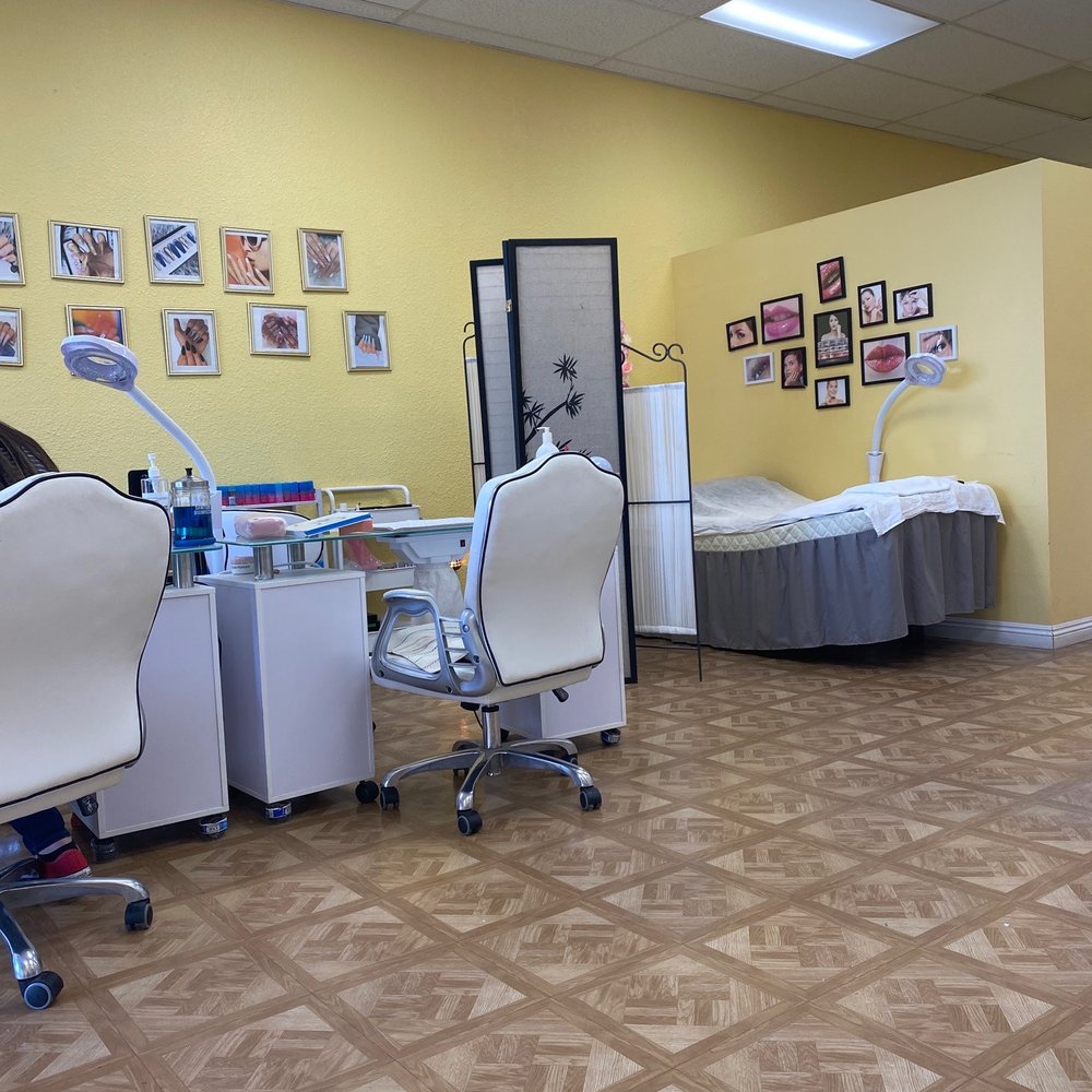 I Lash Plus - Eyelash Service Near Me - Upland, California I Lash Plus - Eyelash Service Near Me - Upland, California