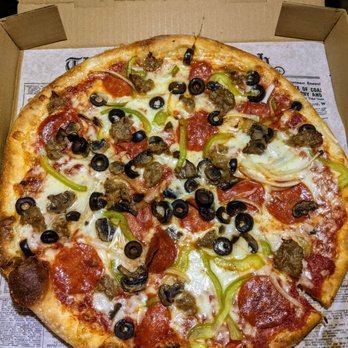 Biaggio's Pizzeria - Medium supreme, very good - Pizza Near Me - Las Vegas, Nevada