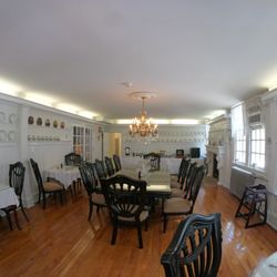 Plymouth Inn B & B - Dining Room