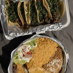 El Toro Tienda Y Taquería - Steak tacos and quesabirria