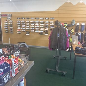 Fleet Feet - Shoe Stores Near Me - Colorado Springs, Colorado Fleet Feet - Shoe Stores Near Me - Colorado Springs, Colorado