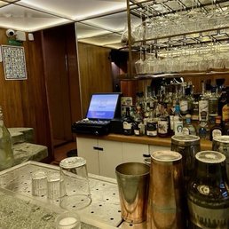 A small, but lovely bar. A small, but lovely bar.