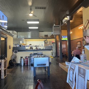 The Larson House - the kitchen and dining area - Pizza Near Me - Yamhill, Oregon The Larson House - the kitchen and dining area - Pizza Near Me - Yamhill, Oregon