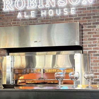 The Robinson Ale House - Pubs Near Me - Long Branch, New Jersey