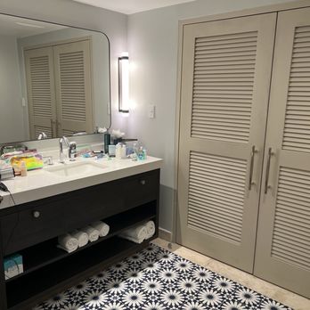 El Conquistador Resort - Our bathroom. - Resorts Near Me - Fajardo, Puerto Rico El Conquistador Resort - Our bathroom. - Resorts Near Me - Fajardo, Puerto Rico