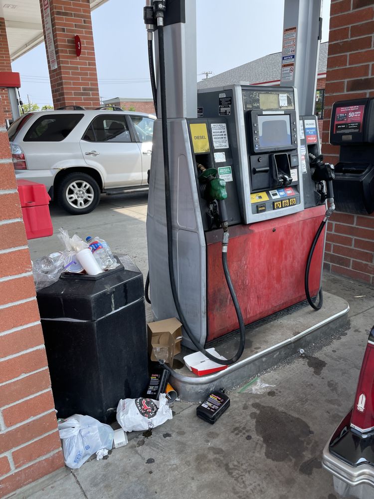 SPEEDWAY 27 Photos 45350 Ford Road, Canton, Michigan Gas Stations