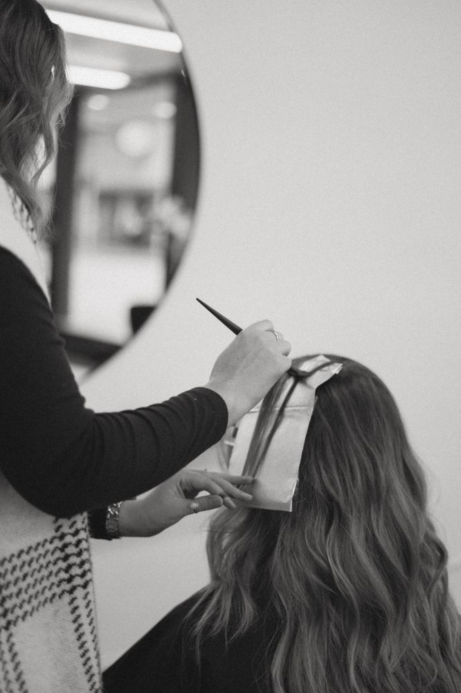 Revival Hair Logo