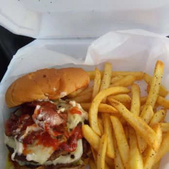 Always on 10, Wings and Things - Double bacon cheeseburger with salt and vinegar fries. - Fast Food Near Me - Hartford, Connecticut Always on 10, Wings and Things - Double bacon cheeseburger with salt and vinegar fries. - Fast Food Near Me - Hartford, Connecticut