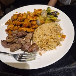 Tokyo Japanese Steakhouse - Filet and chicken dinner hibachi
