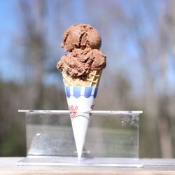 Du Pont Canteen - Fantastic ice cream!