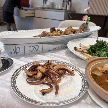 Seafood Princess - Fried octopus, fried green sea bass, braised snow pea and mushroom, braised beef tripe - Chinese Near Me - Scarborough, Ontario Seafood Princess - Fried octopus, fried green sea bass, braised snow pea and mushroom, braised beef tripe - Chinese Near Me - Scarborough, Ontario