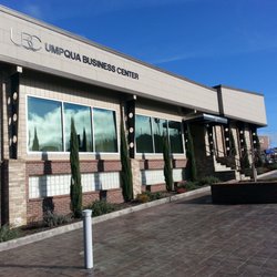 Umpqua Business Center - Come visit our lovely building