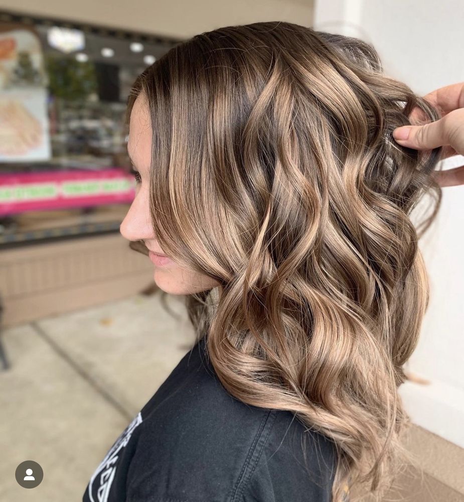 Ascension Salon Image