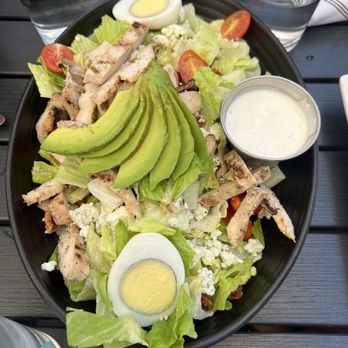 foothill - Cobb Salad - New American Near Me - Pasadena, California