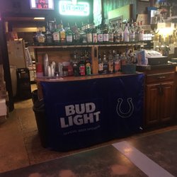 Jr's Bar - Liquor shelf
