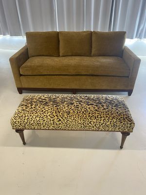 custom upholstery - In addition to reupholstery, we can start from scratch to build and upholster your custom sofa, love seat, or other furniture to perfectly fit your space.