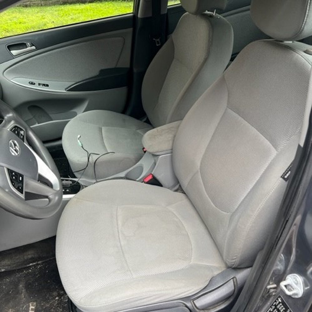 Bumblebee Auto Care - Front seats - Auto Detailing Near Me - Ottawa, Ontario