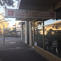 Fortuna Court Chinese Restaurant - Good location and cheap!