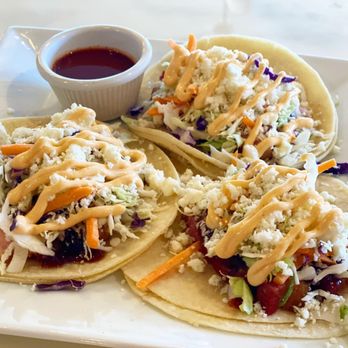 CB Kitchen - Hoity Toity Tacos - Burgers Near Me - Willows, California