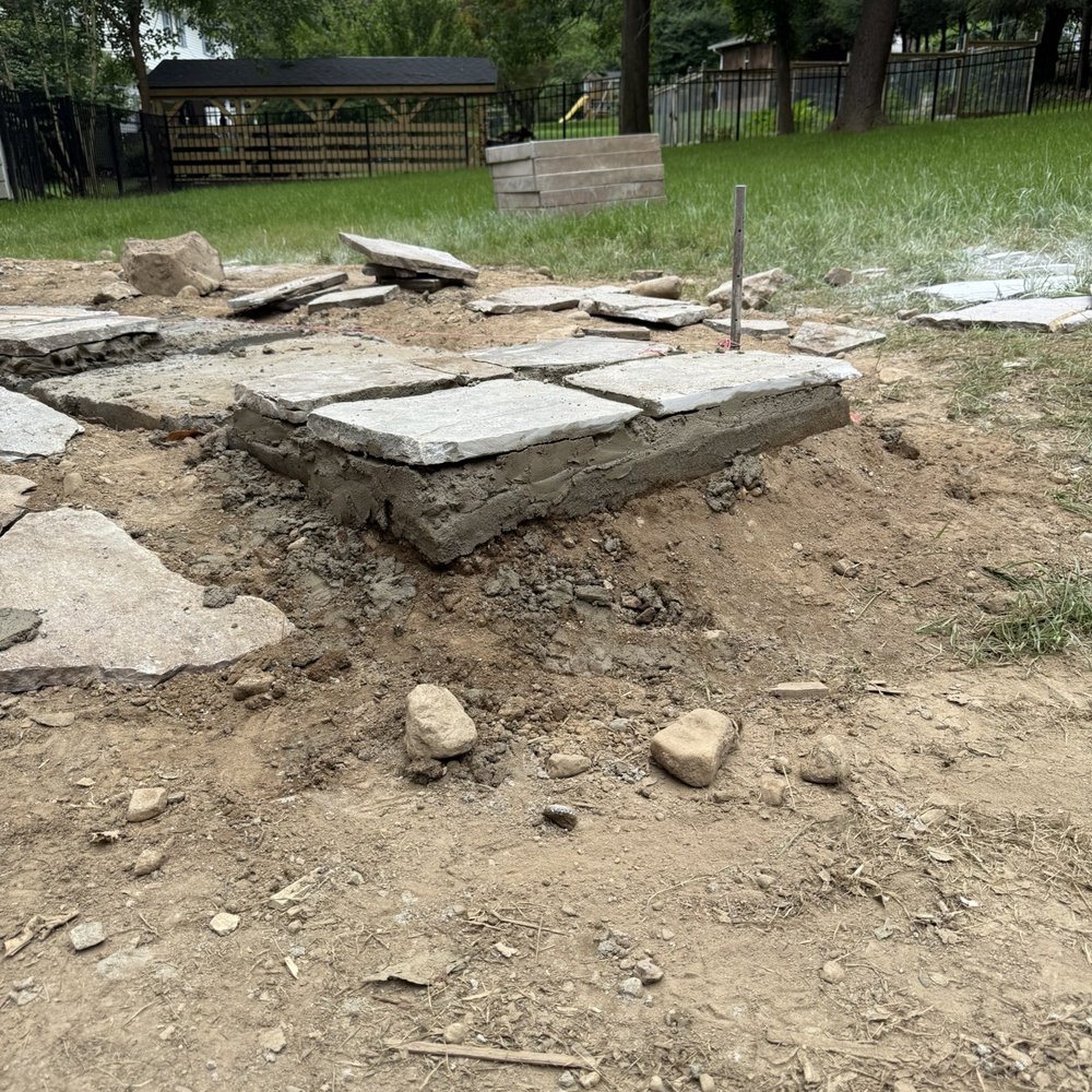 HQ Landscaping - First step to a walkway. Being 12 inches off the ground. - Masonry/Concrete Near Me HQ Landscaping - First step to a walkway. Being 12 inches off the ground. - Masonry/Concrete Near Me