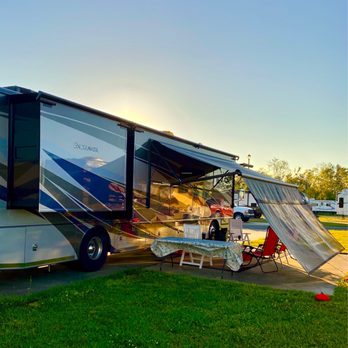 Cooling Springs RV Resort - RV Parks Near Me - Lake Charles, Louisiana Cooling Springs RV Resort - RV Parks Near Me - Lake Charles, Louisiana