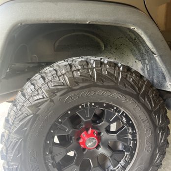 Keep It Clean Carwash - literally takes two seconds to spray all that dirt off SMH! - Car Wash Near Me - Houston, Texas