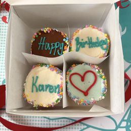 Happy Birthday Cupcake 4 Box