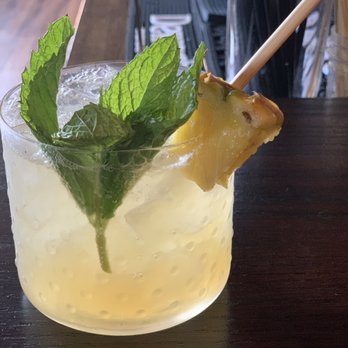 Thyme Table - "Friends with the bartender" - New American Near Me - Bay Village, Ohio