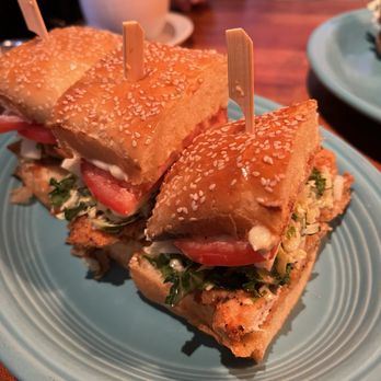 The Honor Bar - Dings Crispy Chicken Sandwich - Burgers Near Me - Beverly Hills, California The Honor Bar - Dings Crispy Chicken Sandwich - Burgers Near Me - Beverly Hills, California