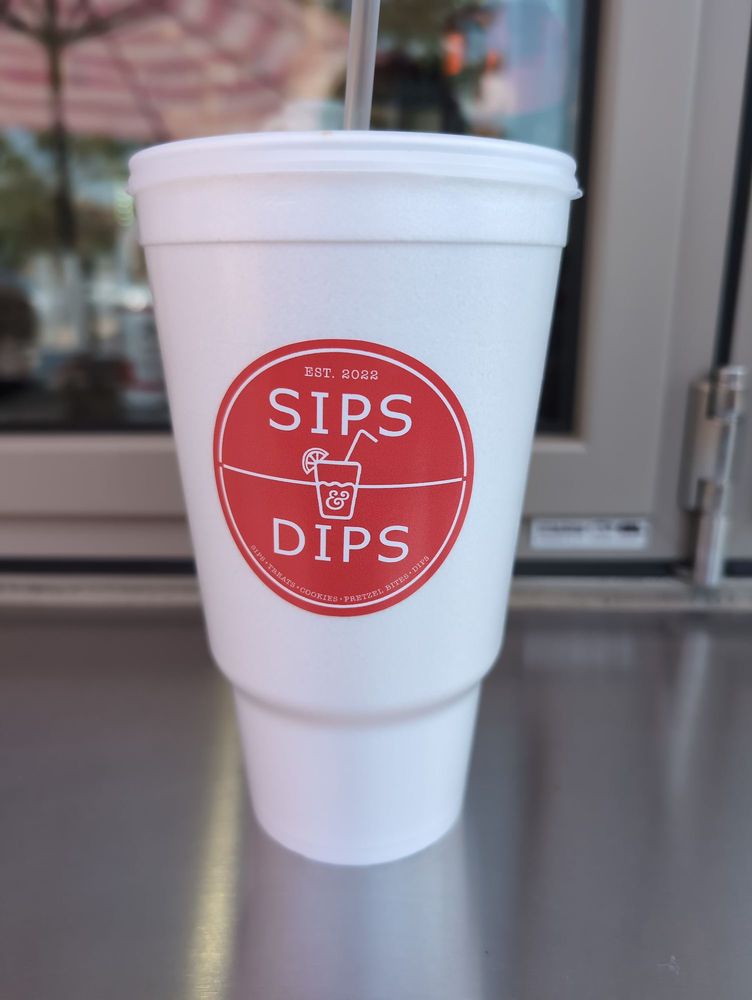 Sips & Dips Logo