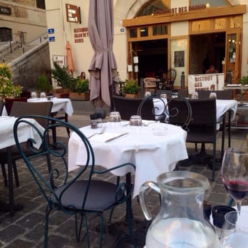 Le Bistrot des Dames - La façade avec l'ambiance du restaurant... Très sympathique - Bistros Near Me - Marseille, 13 Le Bistrot des Dames - La façade avec l'ambiance du restaurant... Très sympathique - Bistros Near Me - Marseille, 13