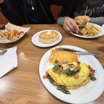 Denny's - The server Lindsey was great! - Diners Near Me - Rowland Heights, California Denny's - The server Lindsey was great! - Diners Near Me - Rowland Heights, California