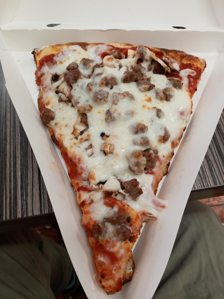 Seniore’s Pizza