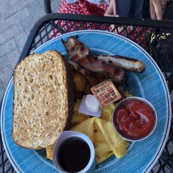 The Bridge Cafe - All-American Breakfast - Breakfast & Brunch Near Me - Delray Beach, Florida