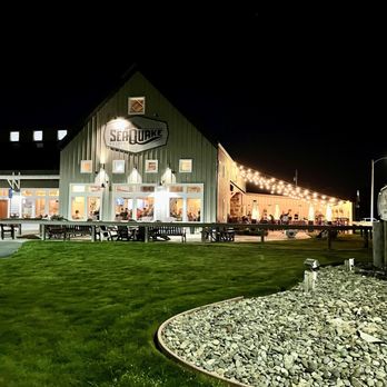 SeaQuake Brewing - After dinner - Pizza Near Me - Crescent City, California
