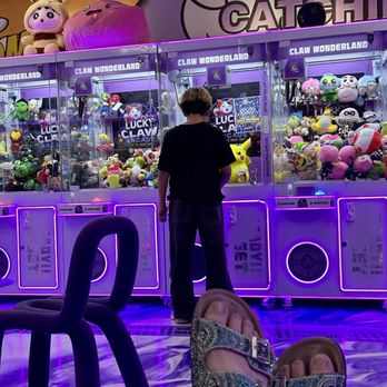 Lucky Claw Arcade - Arcades Near Me - Las Vegas, Nevada