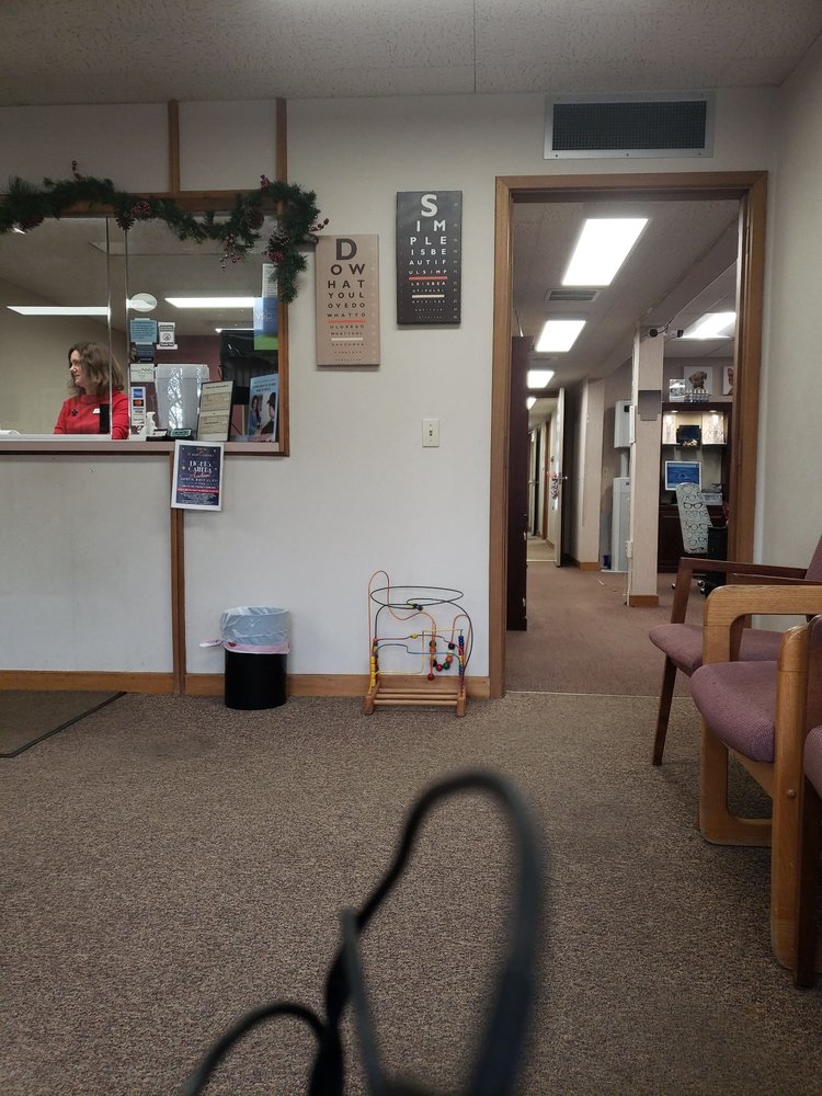 PITTSFIELD VISION ASSOCIATES PC Updated October 2024 217 South St