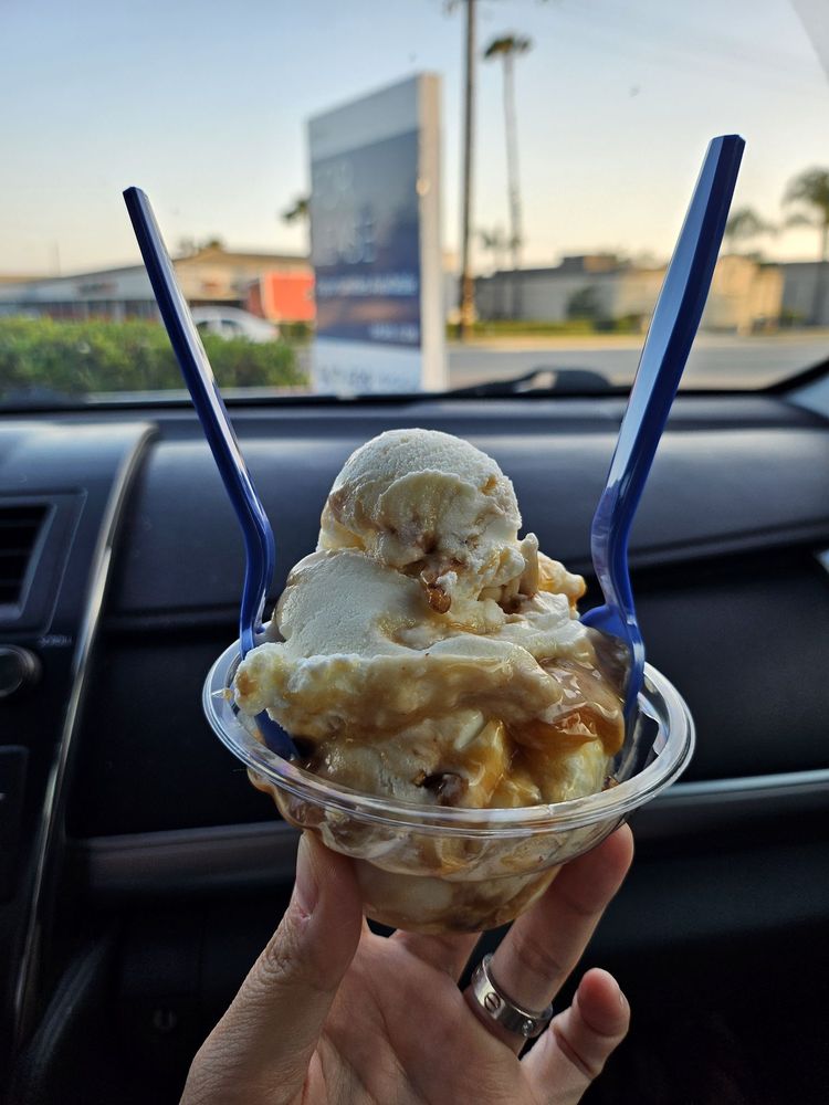HANDEL’S HOMEMADE ICE CREAM AND YOGURT UPLAND Updated September