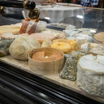 Le Foch - French Near Me - Reims, 51