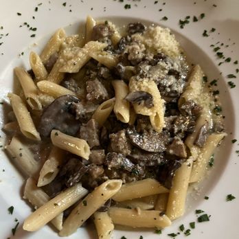 Pane E Vino - Penne with Mushroom & Italian Sausage - Italian Near Me - Hollywood, South Carolina Pane E Vino - Penne with Mushroom & Italian Sausage - Italian Near Me - Hollywood, South Carolina