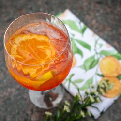 Redstone American Grill - Italian Spritz | cappelletti aperitivo, veuve-olivier brut, soda water, fresh orange