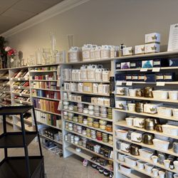 Rose Lynn's Hallmark - Interior
