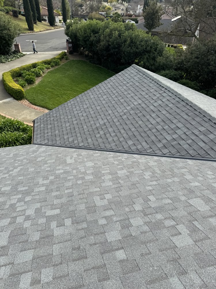 Slide of Ecologico Roofing