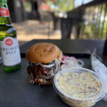 Horn Barbecue - Brisket Sandwich - Desserts Near Me - Lafayette, California