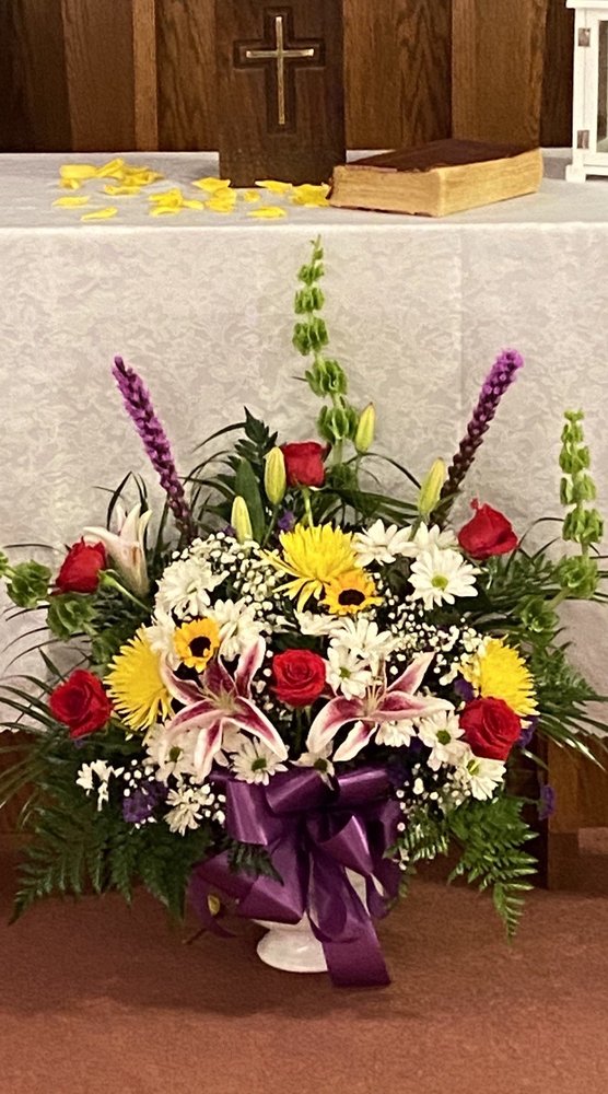 JEANIE’S FLOWERS AND MORE Updated August 2024 909 Bellefonte Rd