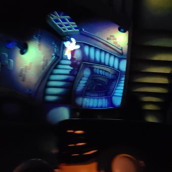 Roger Rabbit's Car Toon Spin - Amusement Parks Near Me - Anaheim, California